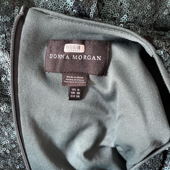 Donna Morgan Long Sleeve Dolman Sleeve with Wrap Miniskirt-Bottle Green Size 6 - Picture 7 of 10